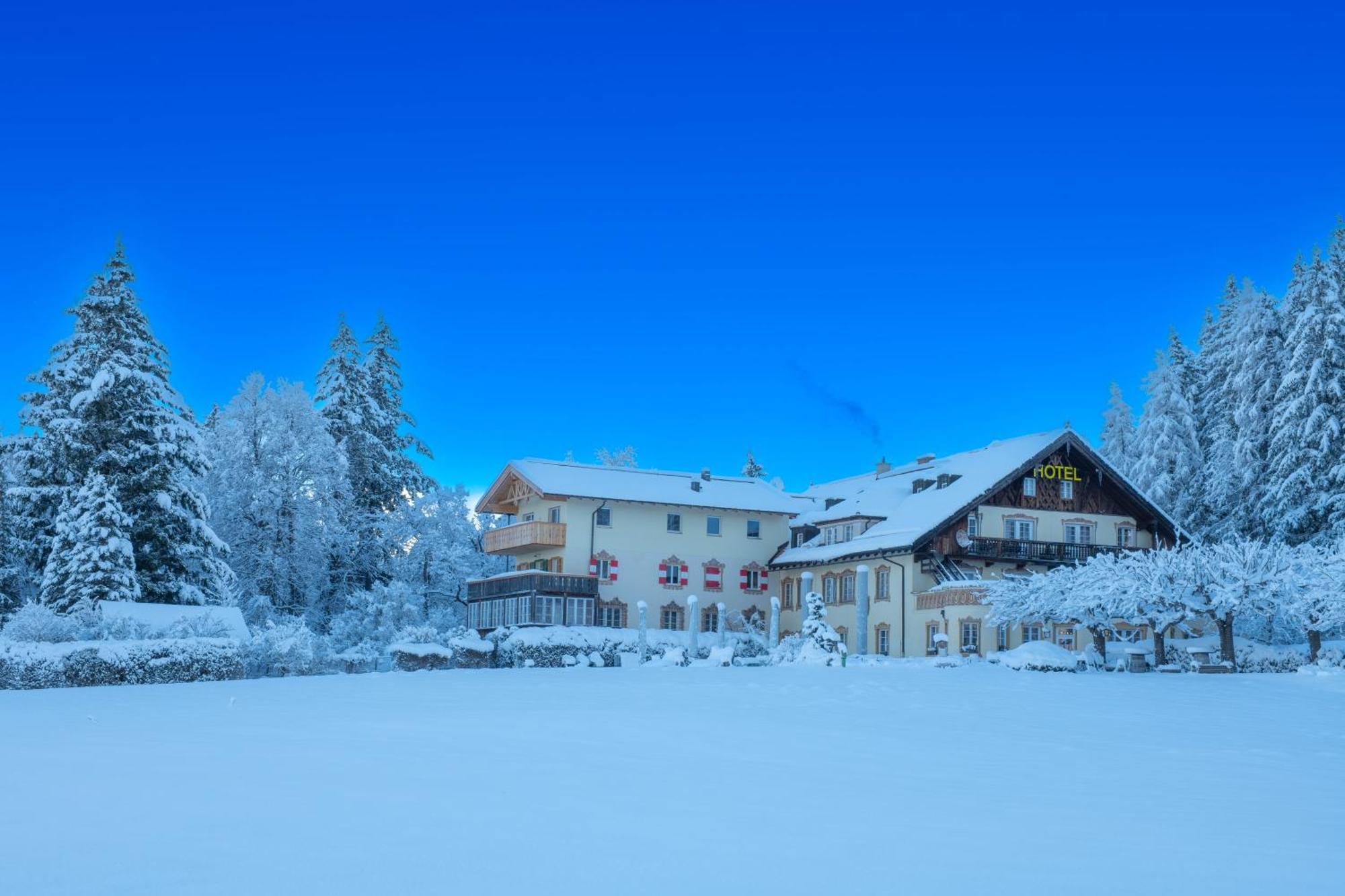 Hotel Restaurant Gruenwalderhof Patsch Eksteriør bilde