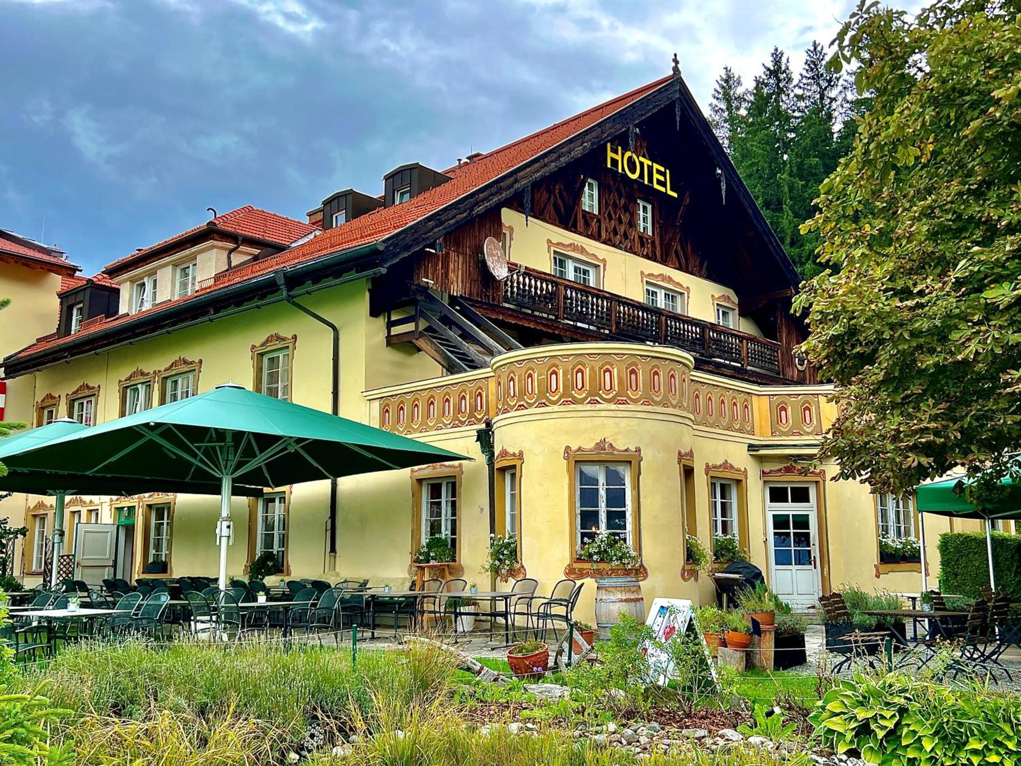 Hotel Restaurant Gruenwalderhof Patsch Eksteriør bilde