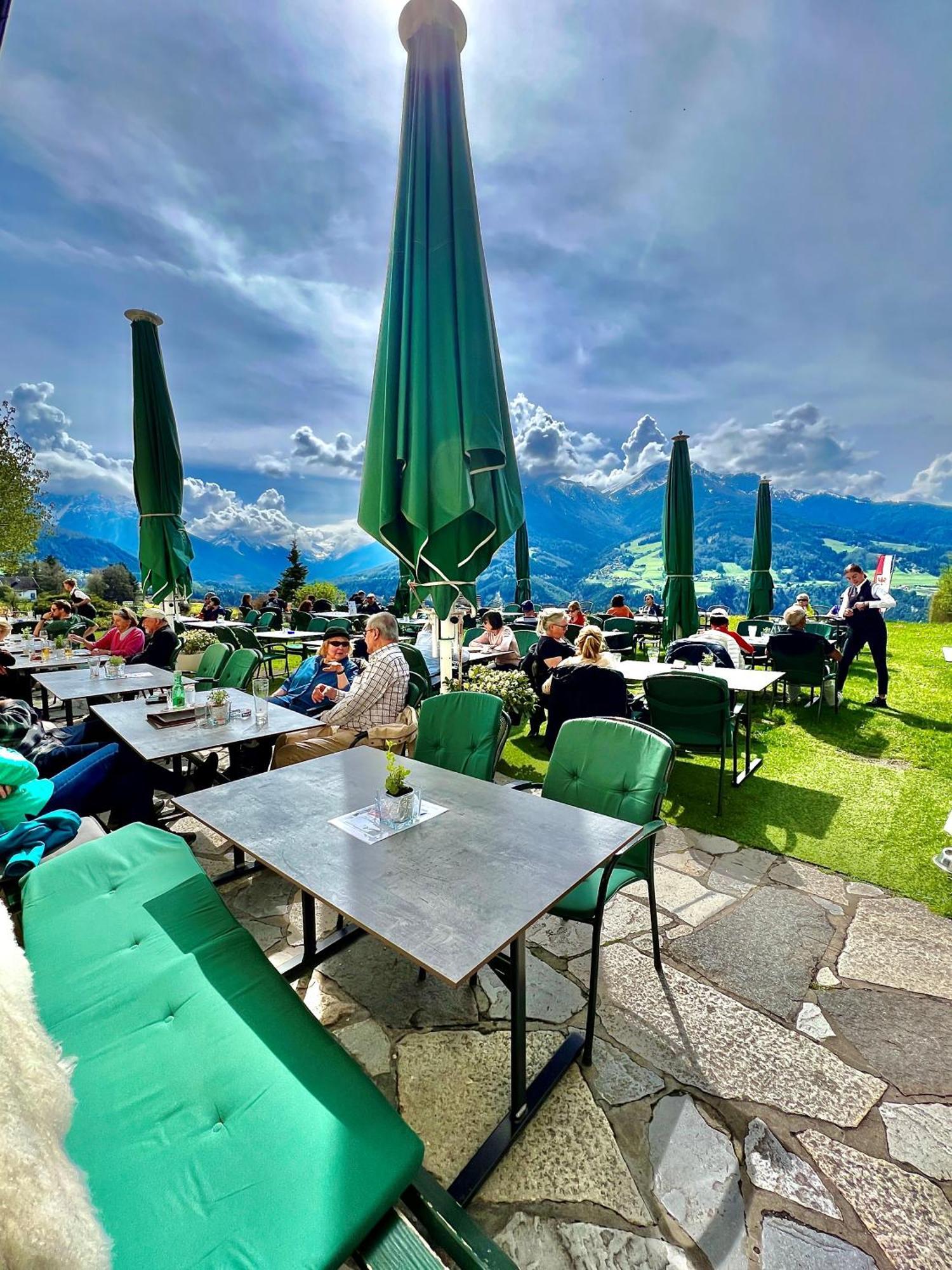 Hotel Restaurant Gruenwalderhof Patsch Eksteriør bilde