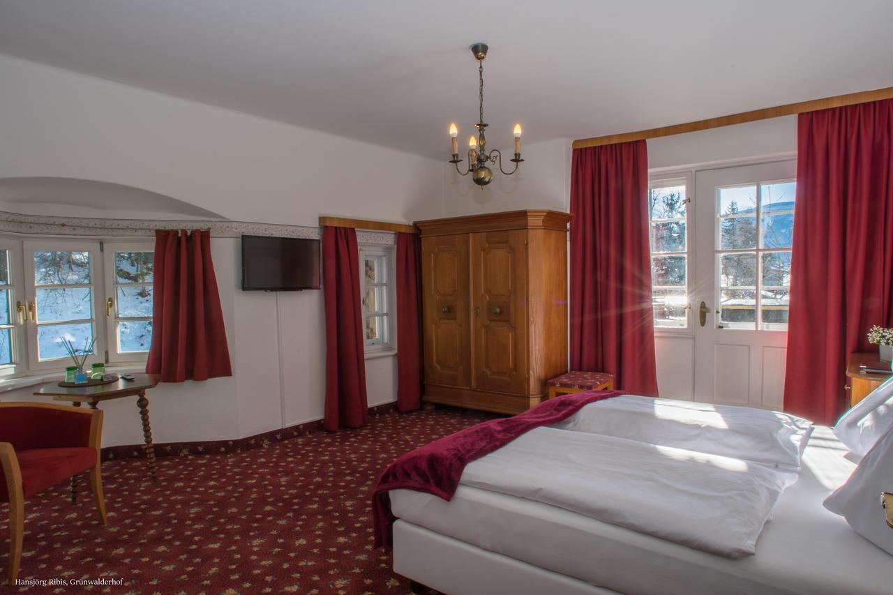 Hotel Restaurant Gruenwalderhof Patsch Eksteriør bilde