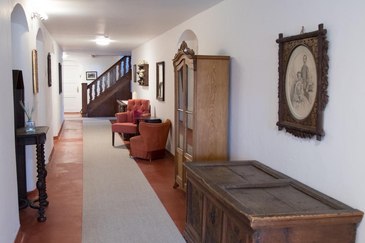 Hotel Restaurant Gruenwalderhof Patsch Eksteriør bilde